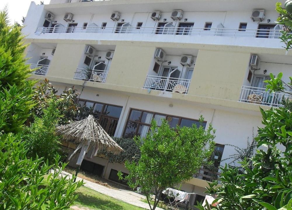 Armonia Hotel Stalida Buitenkant foto